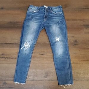 Destroyed Jeans
